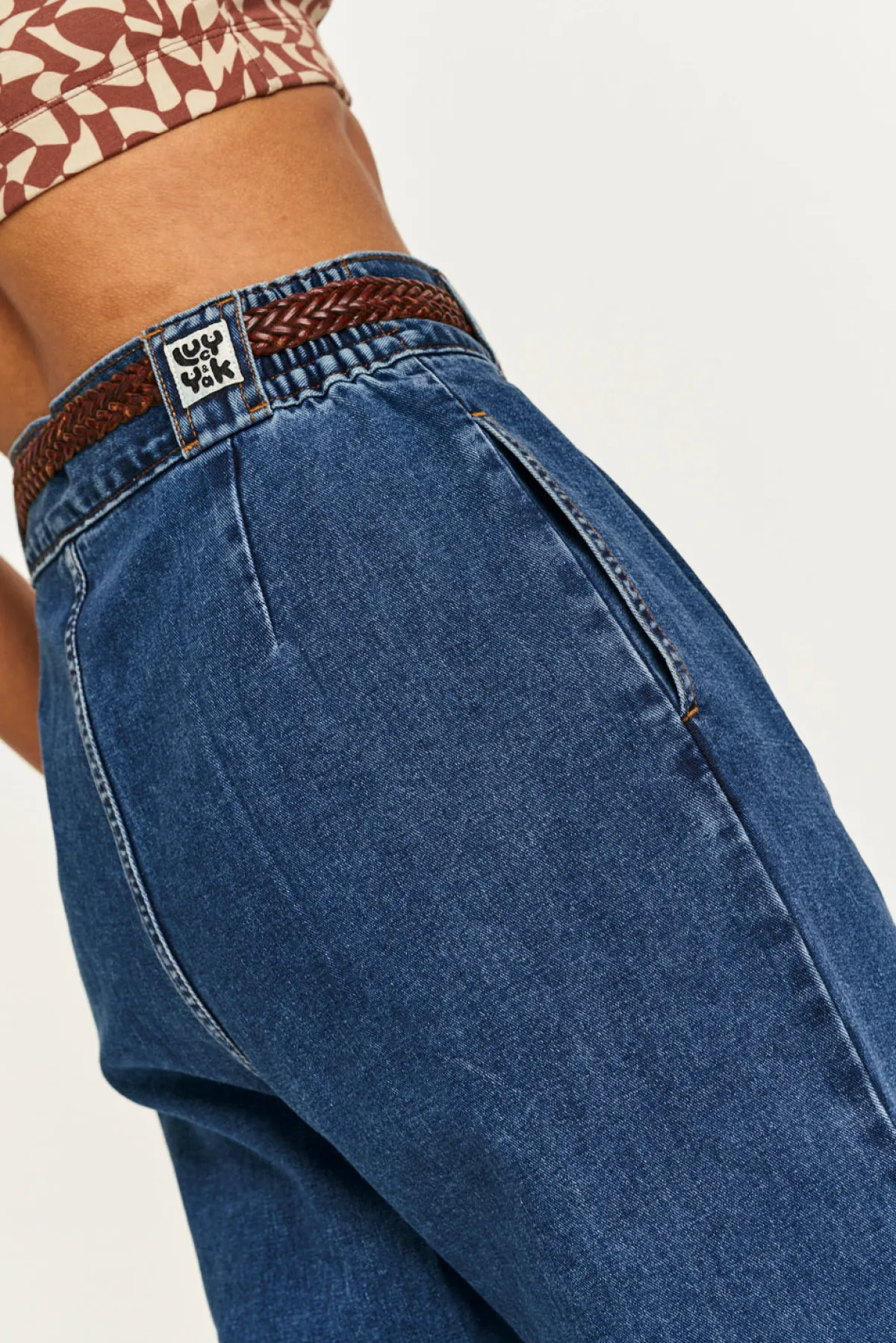 Fashion Addison - Tapered Denim Jeans in Mid Wash Blue Petite Range|All Bottoms