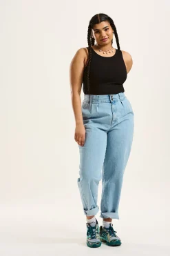 Hot Addison - Tapered Denim Jeans in Light Wash Blue All Bottoms|Jeans