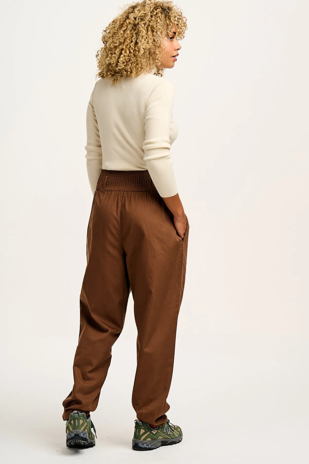 Clearance Alexa - Cotton Trousers in Cocoa Brown All Bottoms