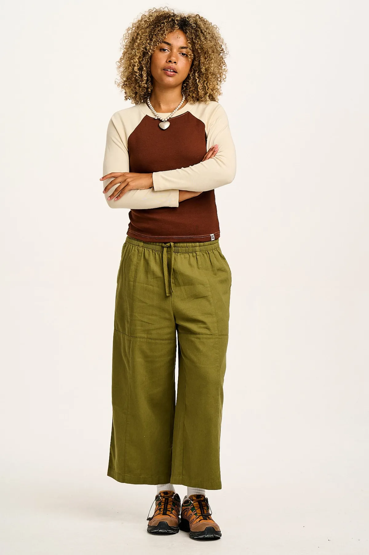 Clearance Avi - Long Sleeve Raglan Tee in Cream & Brown Block All Tops & Tees|Long Sleeve Tops