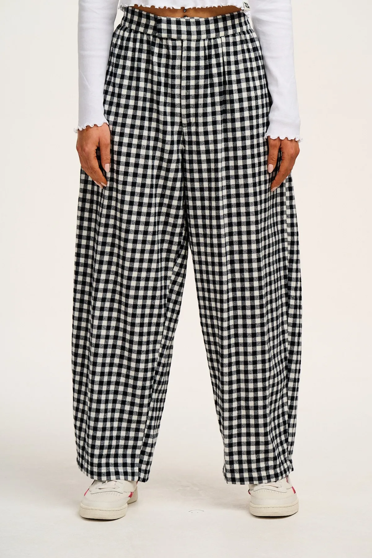 Hot Beau - Balloon Brushed Cotton Trousers in Black & White Mono Gingham Print All Bottoms|Trousers