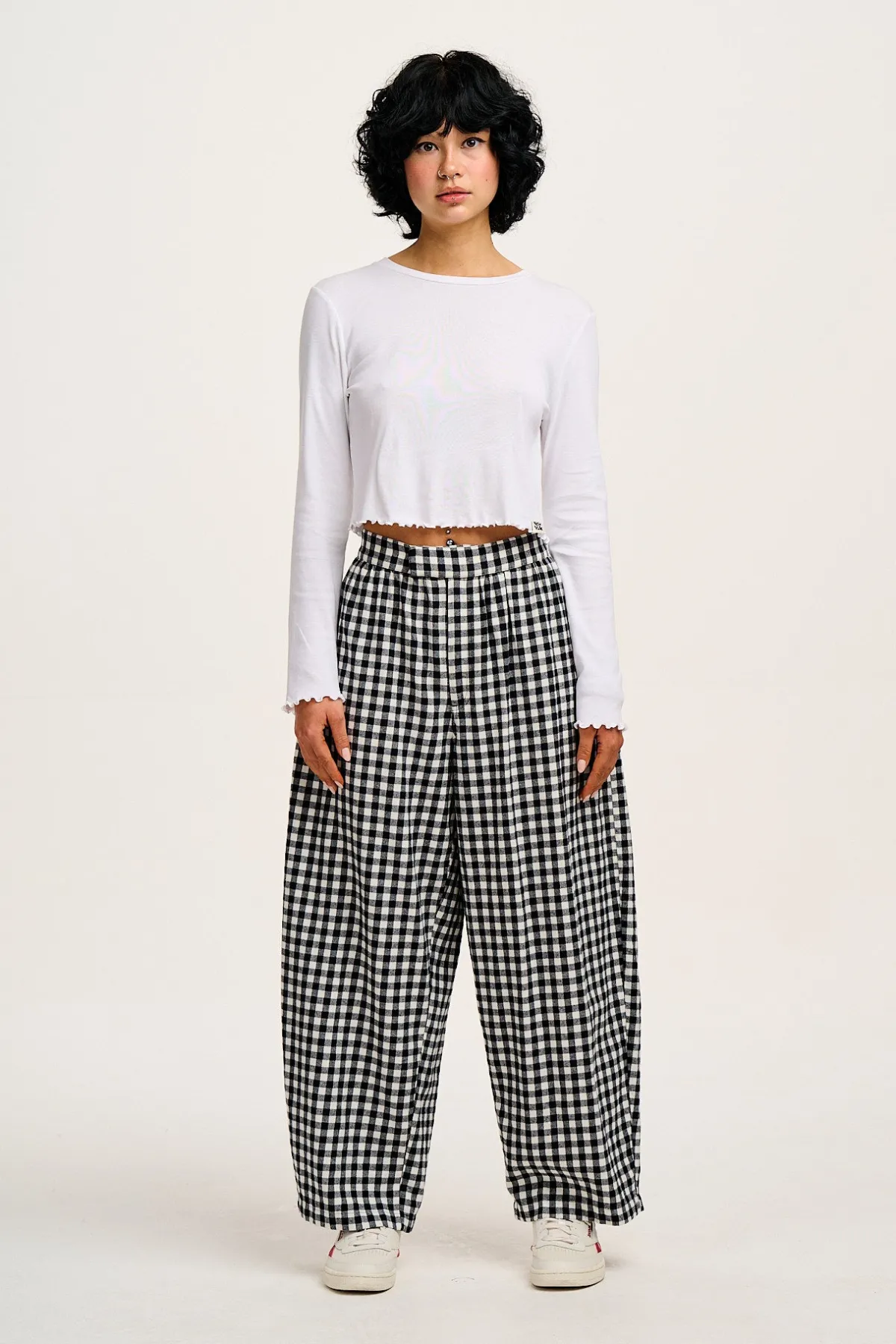 Hot Beau - Balloon Brushed Cotton Trousers in Black & White Mono Gingham Print All Bottoms|Trousers