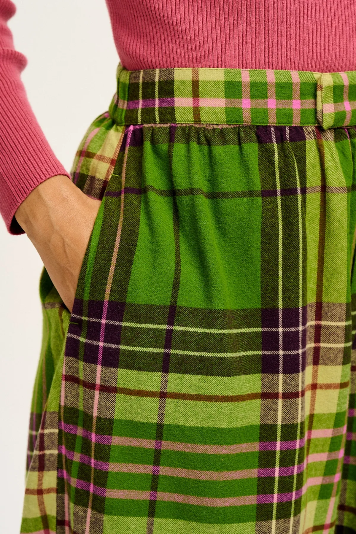 Online Beau - Balloon Brushed Cotton Trousers in Green Isla Tartan Print All Bottoms