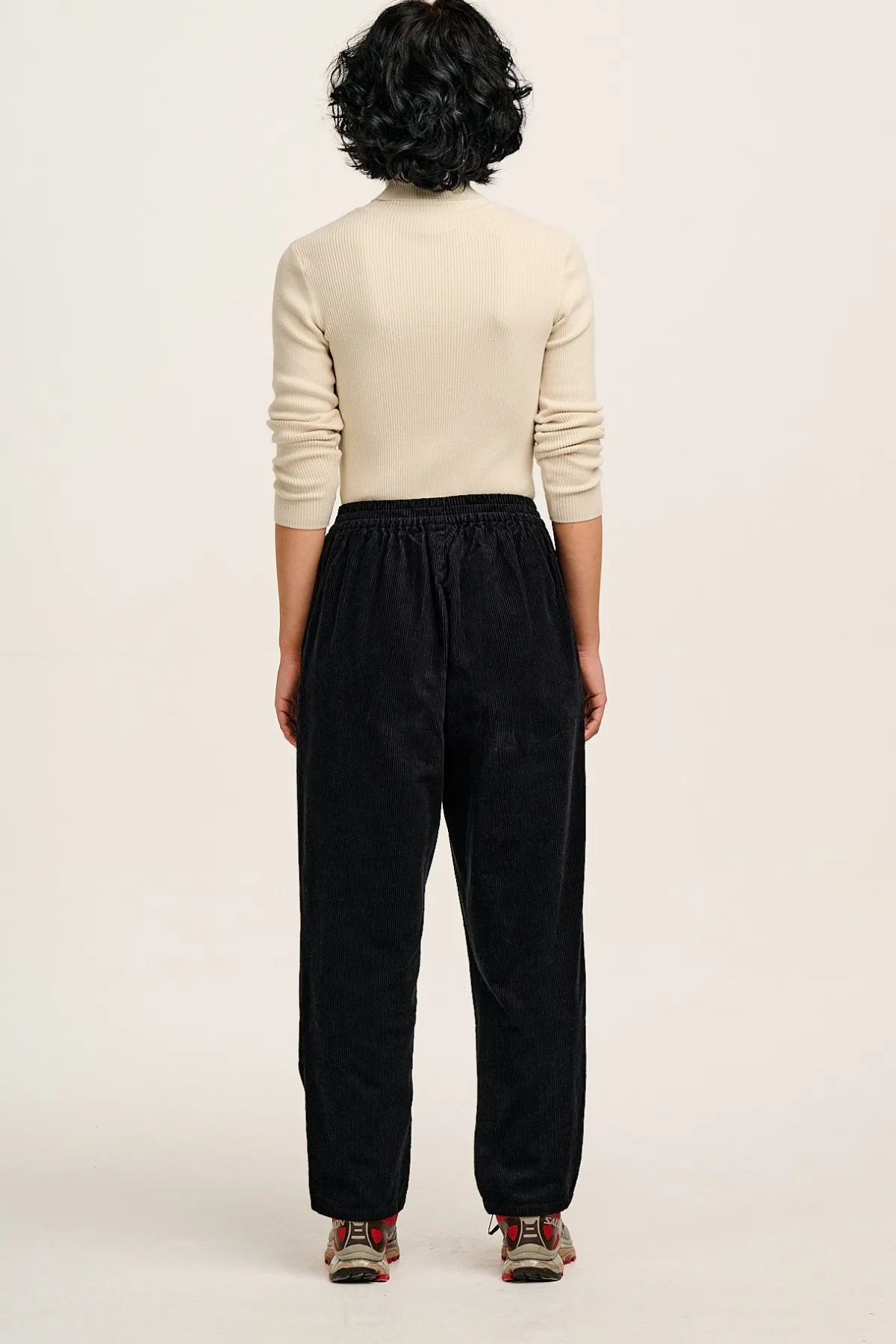Fashion Billie - Corduroy Trousers in Black All Bottoms|Tall Range