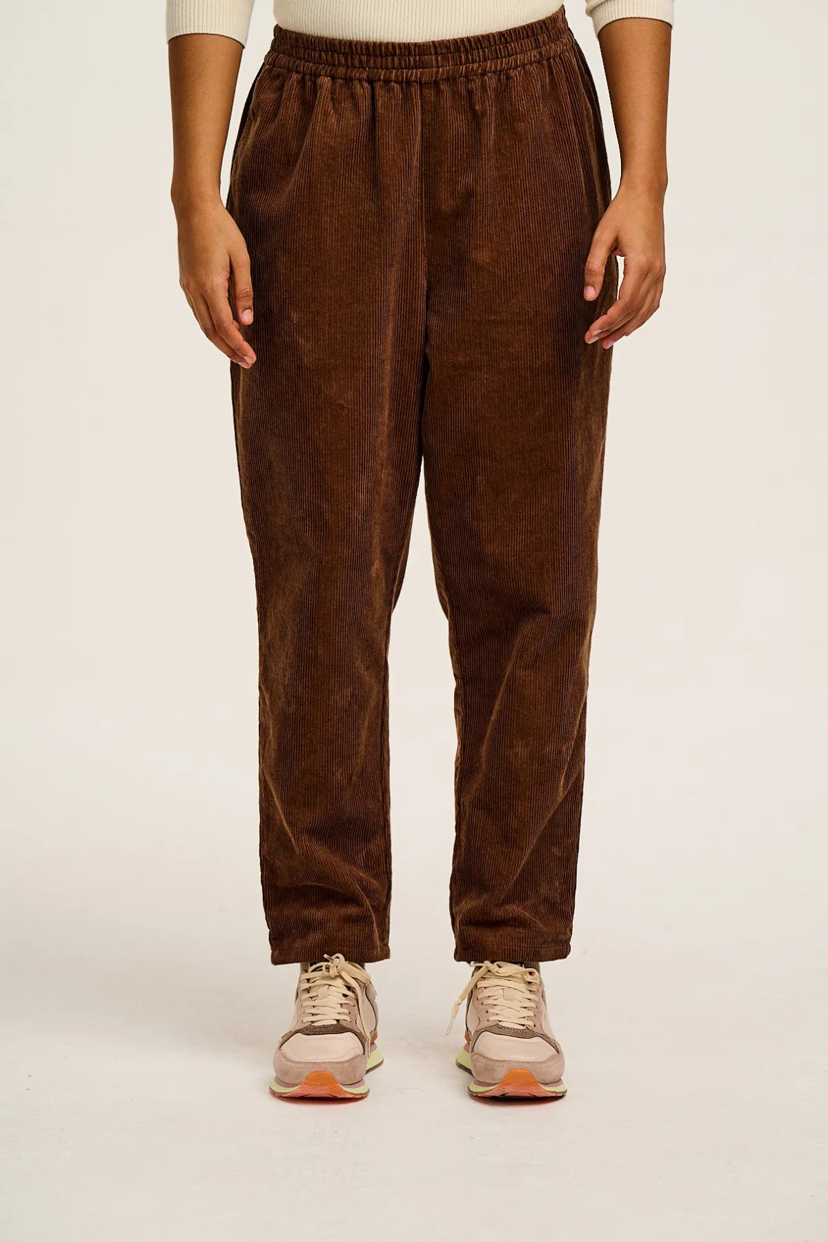 Sale Billie - Corduroy Trousers in Oak Brown All Bottoms