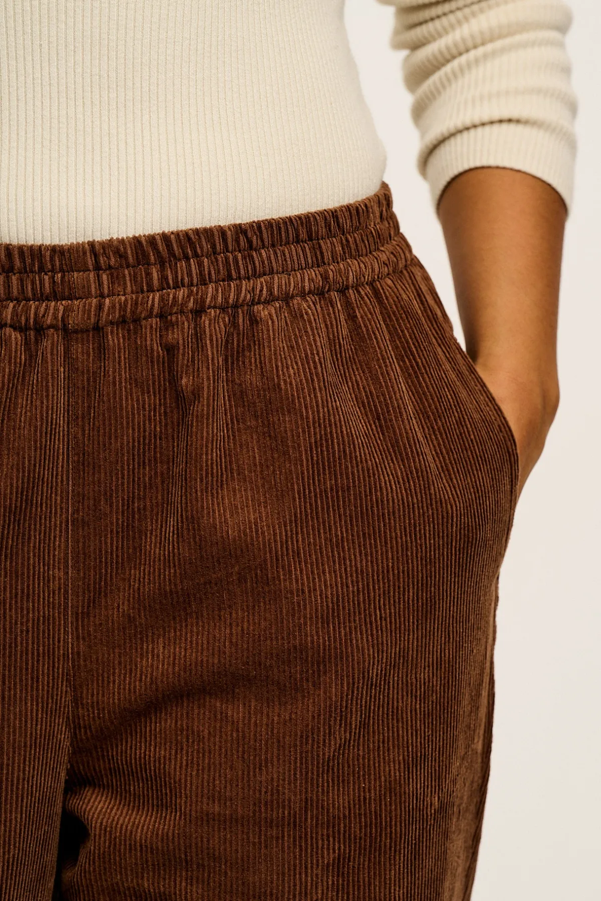 Sale Billie - Corduroy Trousers in Oak Brown All Bottoms