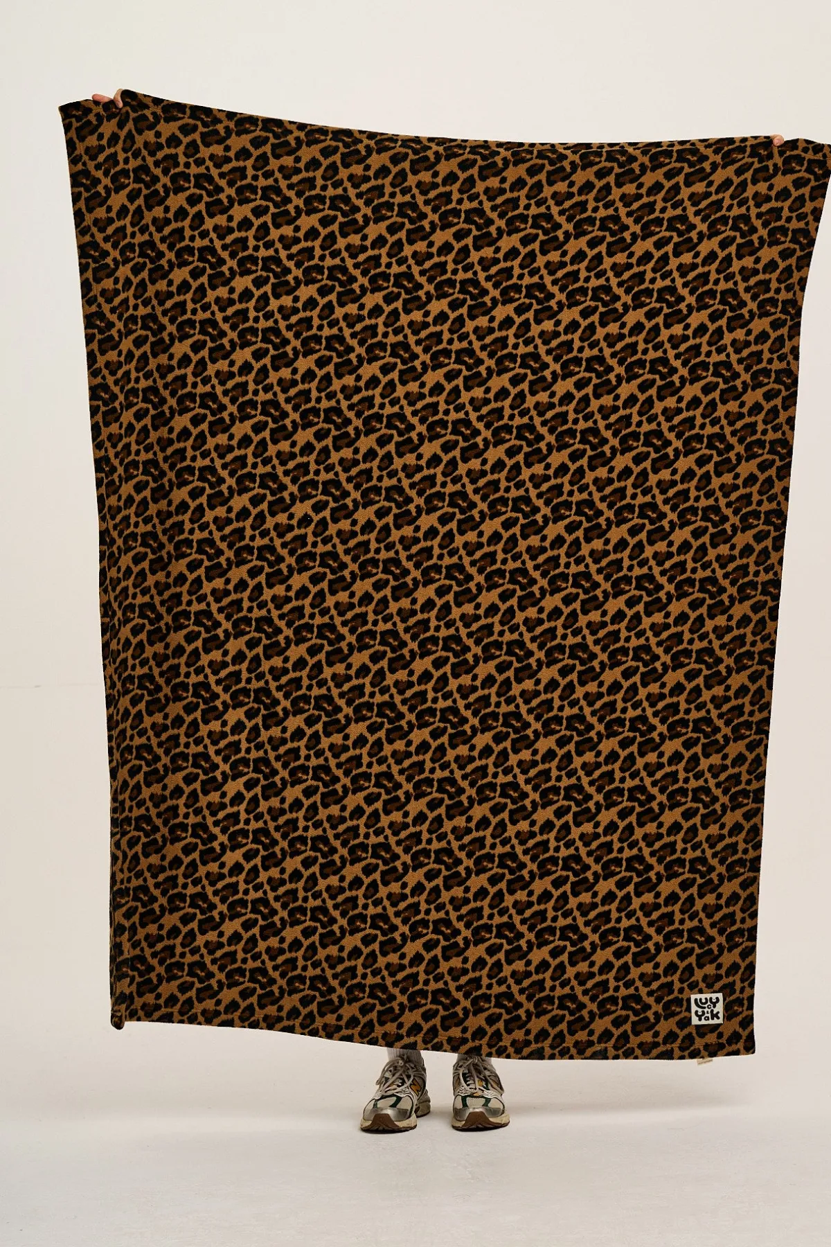 Fashion Braor - Polar Fleece Blanket in Leopard Print All Accessories|All Workwear