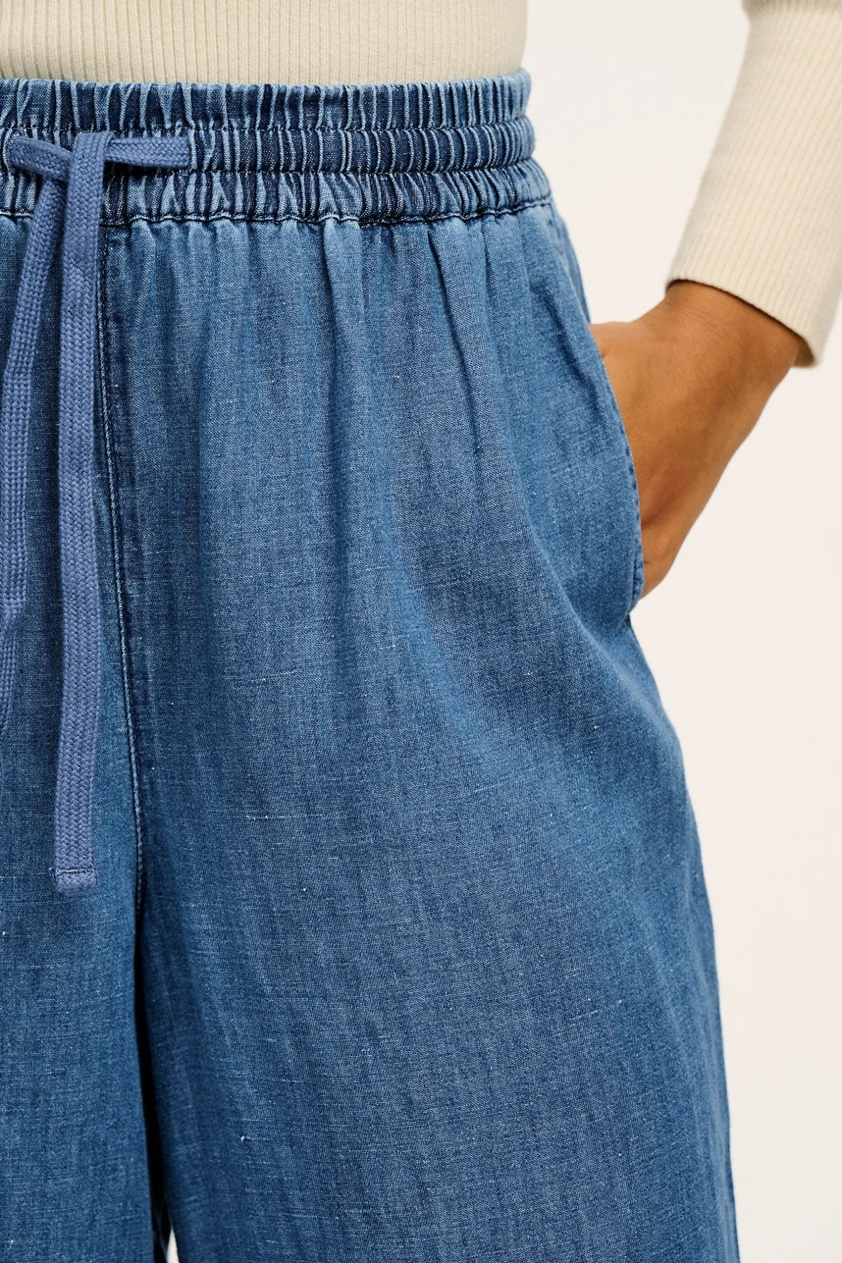 Fashion Chuck - Cotton & Hemp Trousers in Mid Wash Blue All Bottoms|Jeans