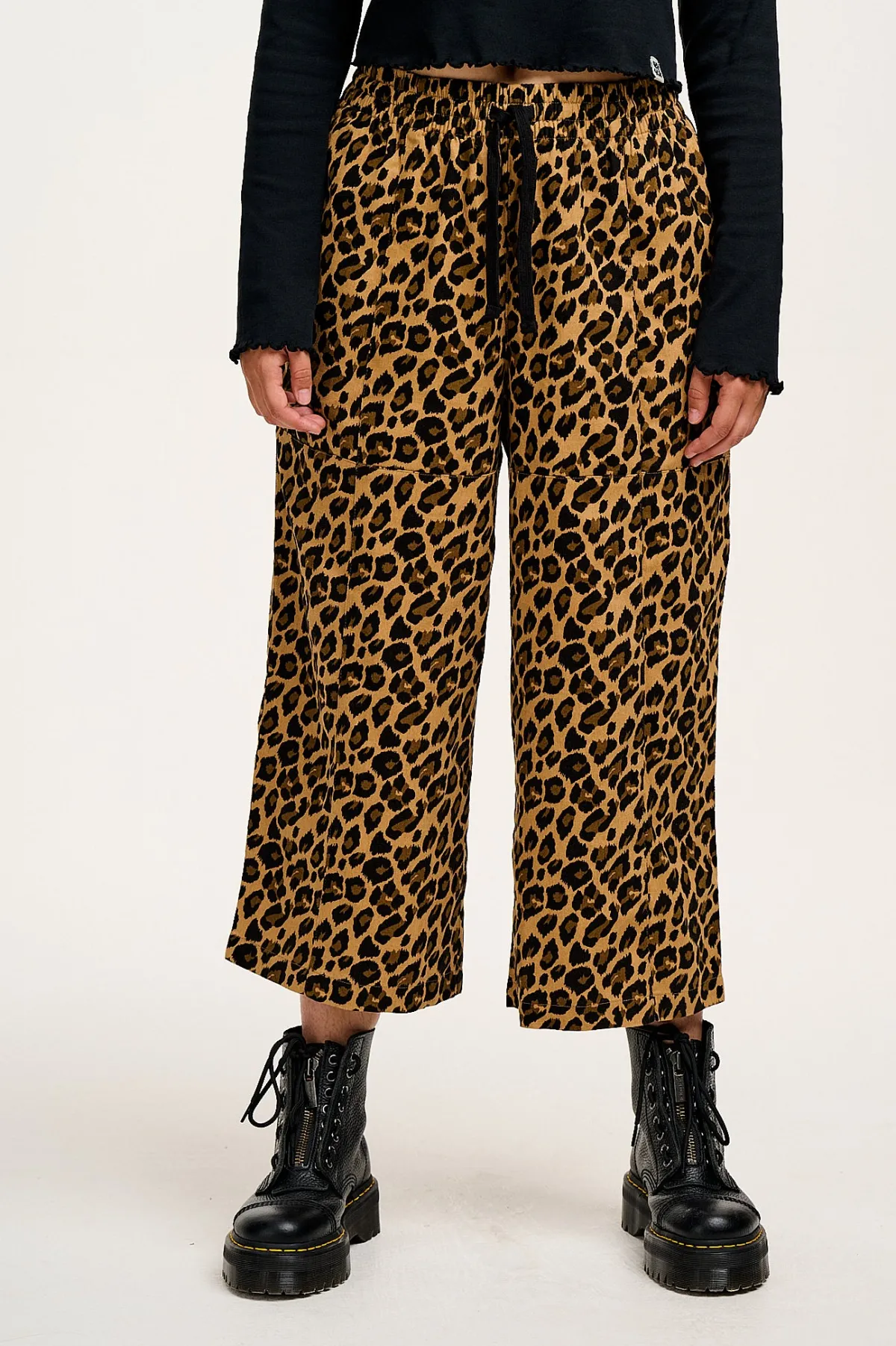 Clearance Chuck - Wide Leg Cotton Trousers in Leopard Print All Bottoms|Trousers