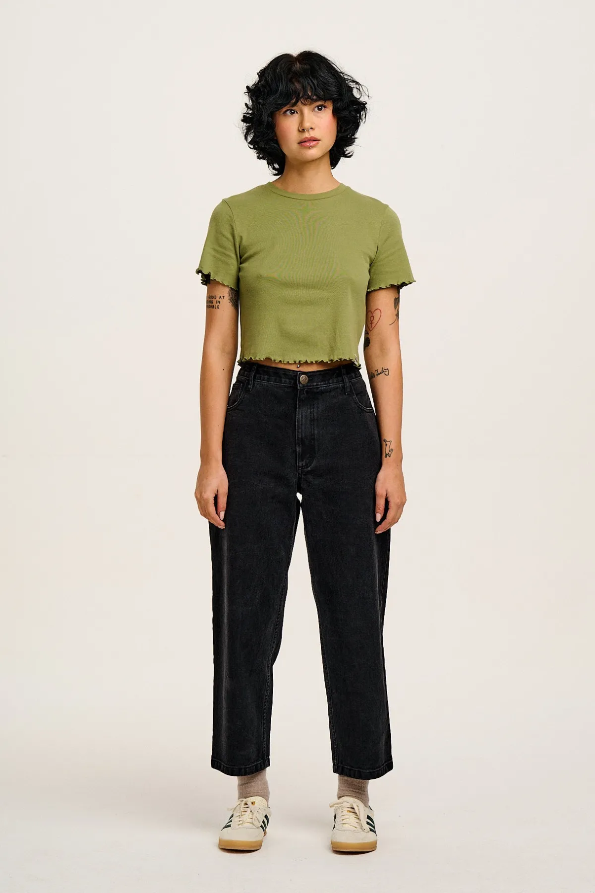 Outlet Drew - Straight Leg Denim Jeans in Washed Black All Bottoms|Petite Range