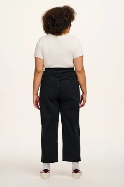 Outlet Drew - Straight Leg Denim Jeans in Washed Black All Bottoms|Petite Range