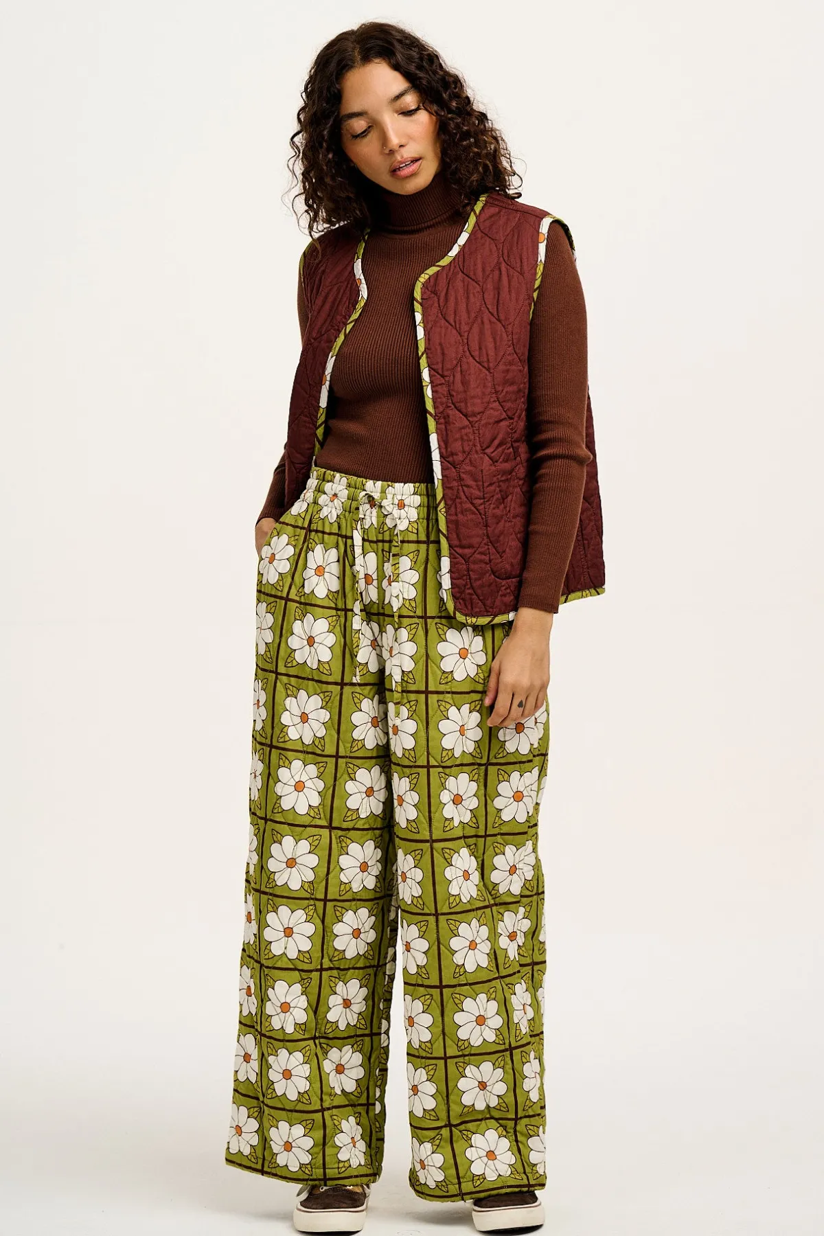Fashion Emery - Reversible Quilted Gilet in Romneya Floral Print All Outerwear & Knitwear|Jackets