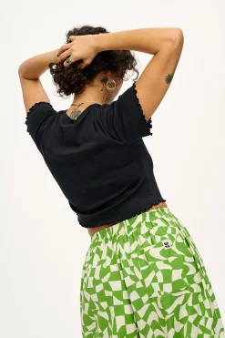 Clearance Greta - Cropped Cotton Top in Black All Tops & Tees|Cropped Tops