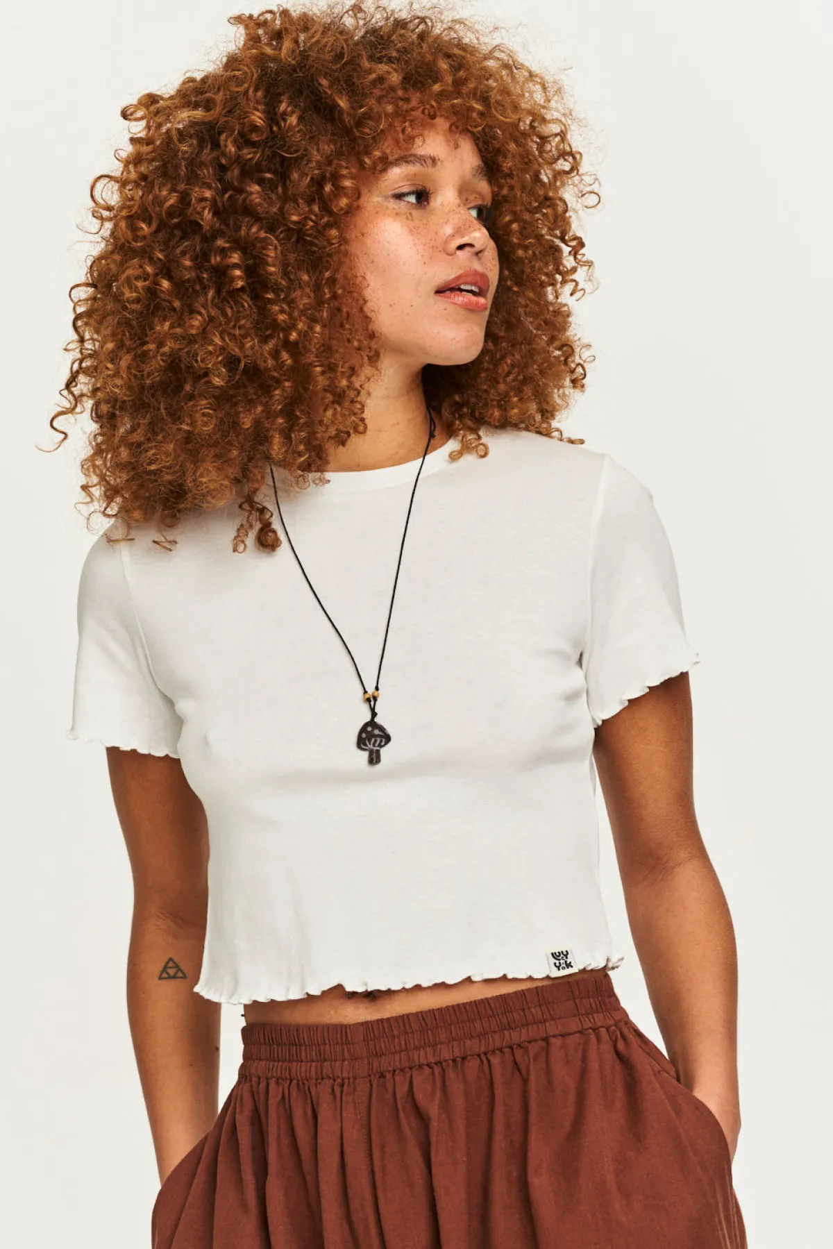 Sale Greta - Cropped Cotton Top in Ecru All Tops & Tees|Cropped Tops