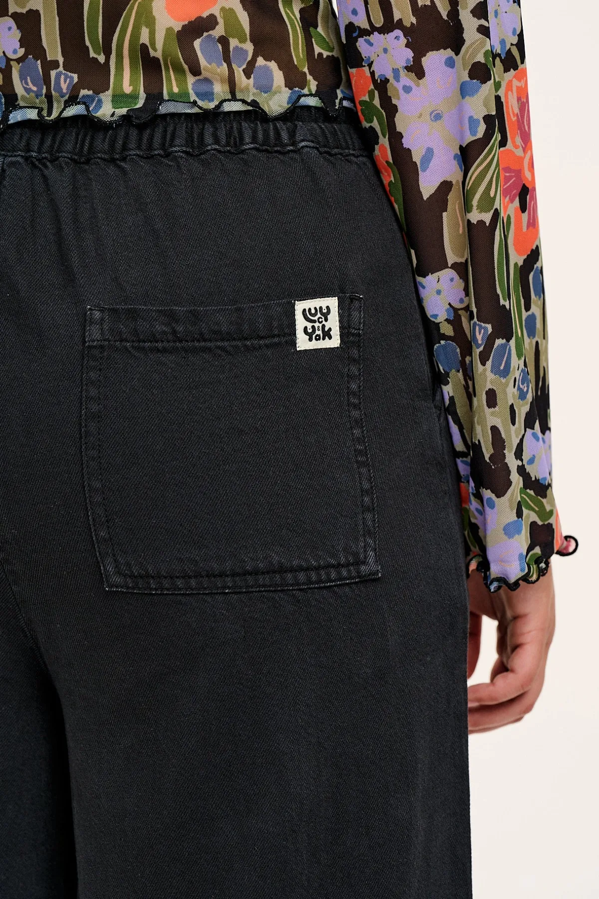 Online Halston - Wide leg Cotton & Hemp Trousers in Black All Bottoms