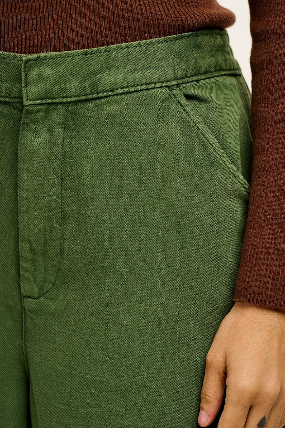 Hot Halston - Wide leg Cotton & Hemp Trousers in Highland Green All Bottoms