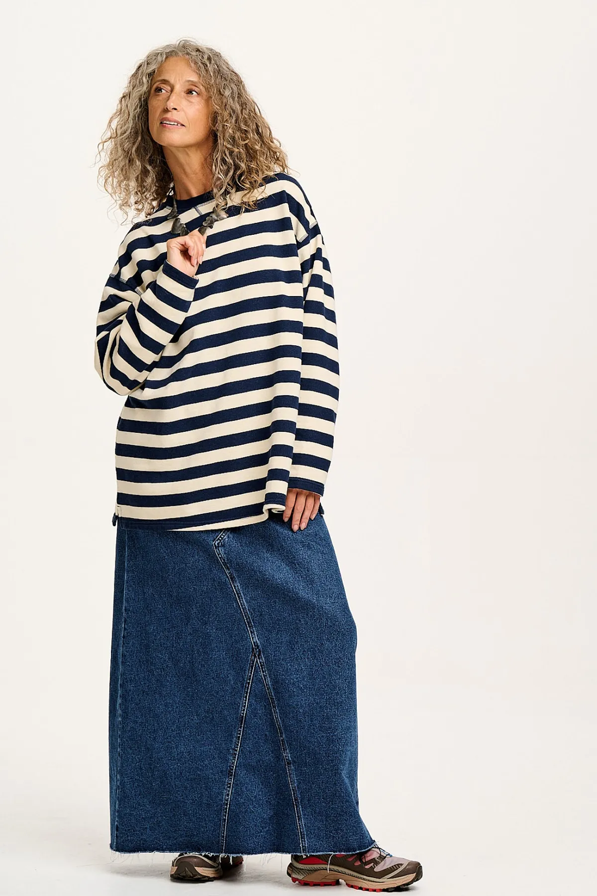 Clearance Kai - Midweight Cosy Loop Back Cotton Sweatshirt in Navy & Ecru All Tops & Tees|Sweaters & Hoodies