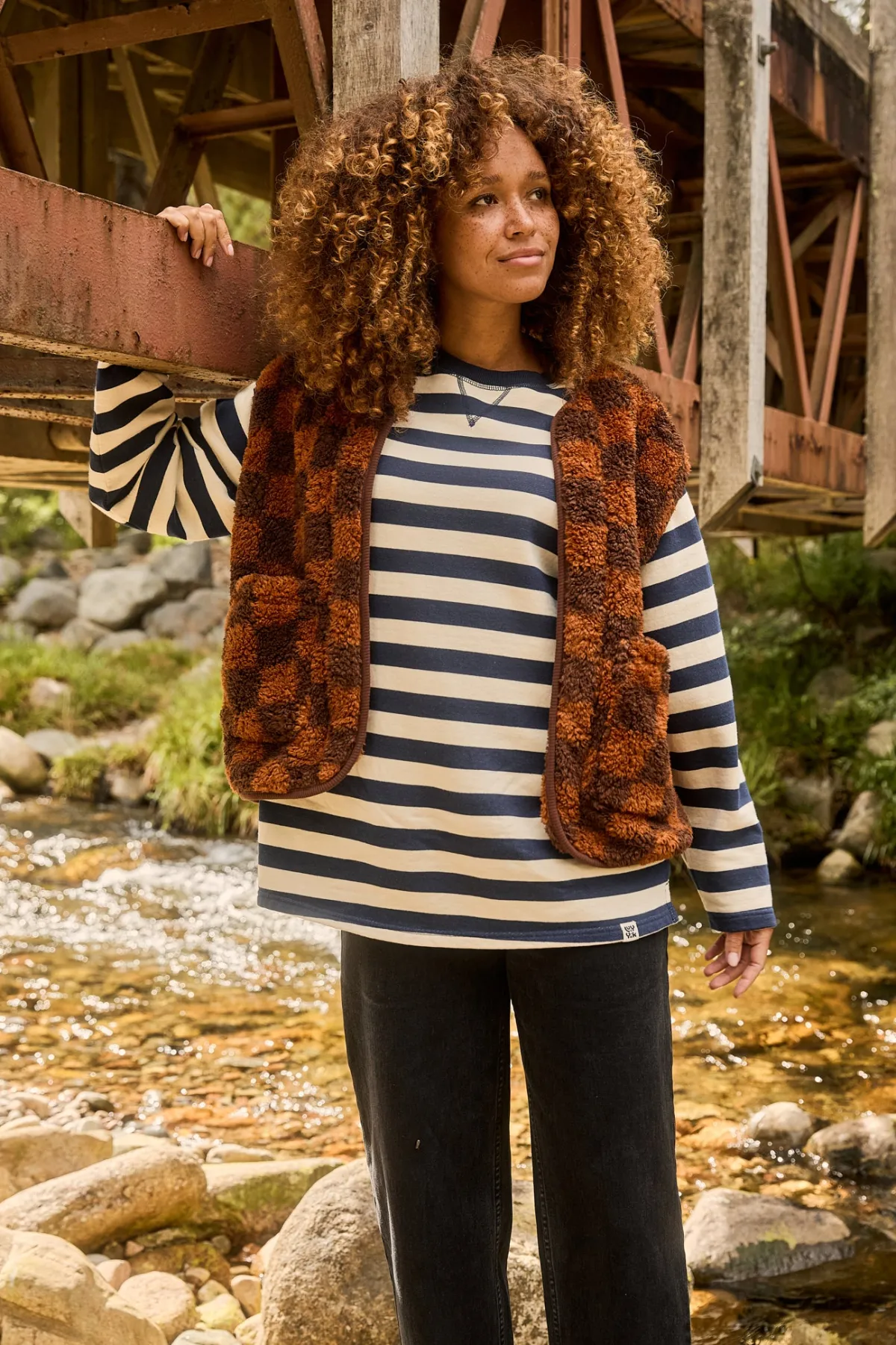 Clearance Kai - Midweight Cosy Loop Back Cotton Sweatshirt in Navy & Ecru All Tops & Tees|Sweaters & Hoodies