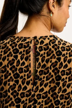 Hot Maeve - Midi Dress in Leopard Print All Dresses & Skirts
