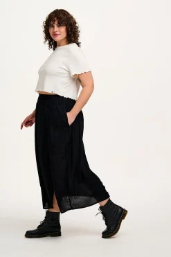 Hot Poppy - Elasticated Waist Skirt in Black All Bottoms|All Dresses & Skirts