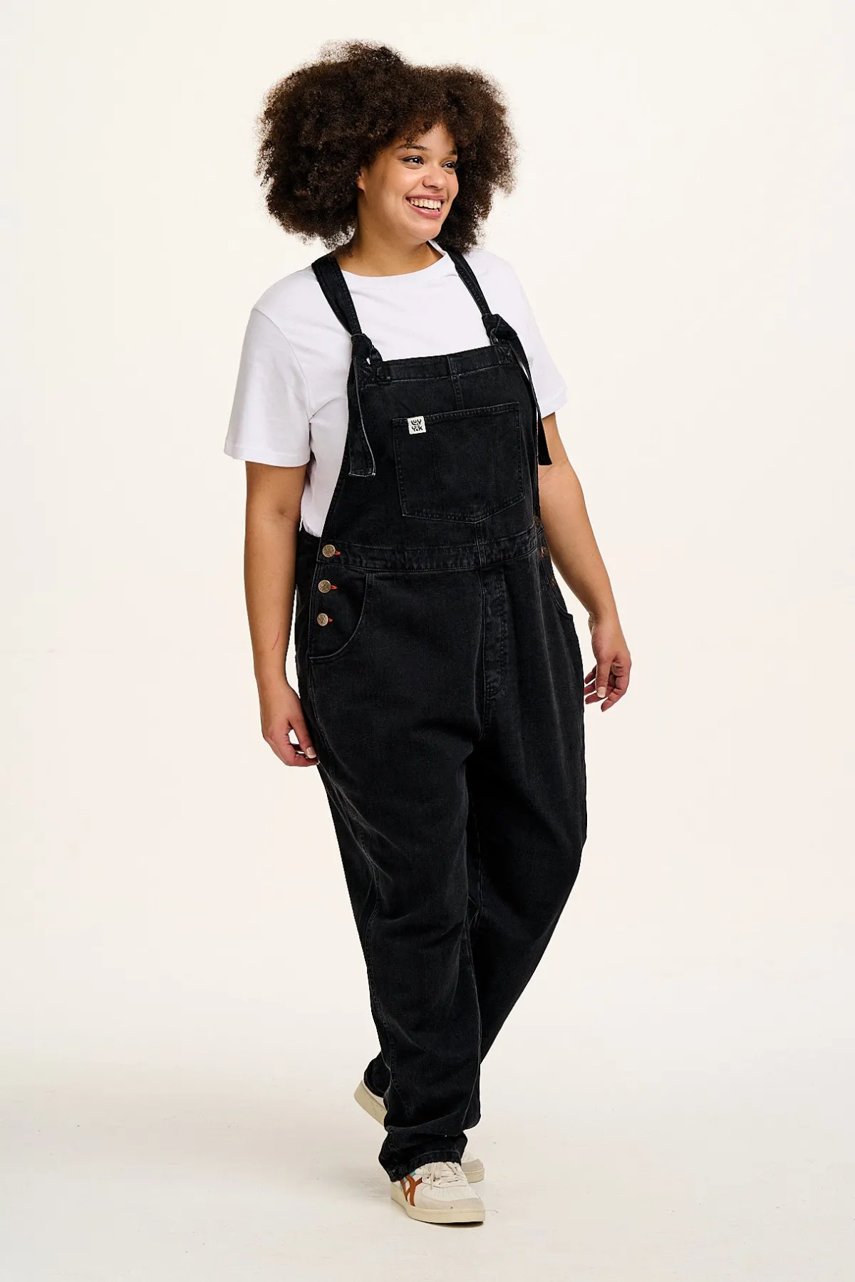 Outlet Reuben - Denim Dungarees in Washed Black All Dungarees|Reuben - Classic