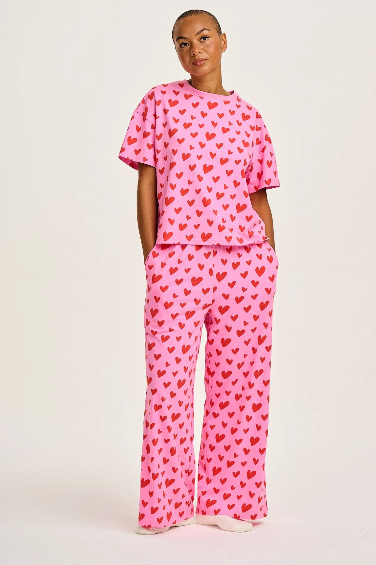 Online Sabrina - Soft Pyjamas in Pink Heart Cupid Print All Nightwear